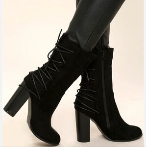 So Me Corset style lace back Suede Mid-Calf High Heel Boots Sz: 7.5 - Black